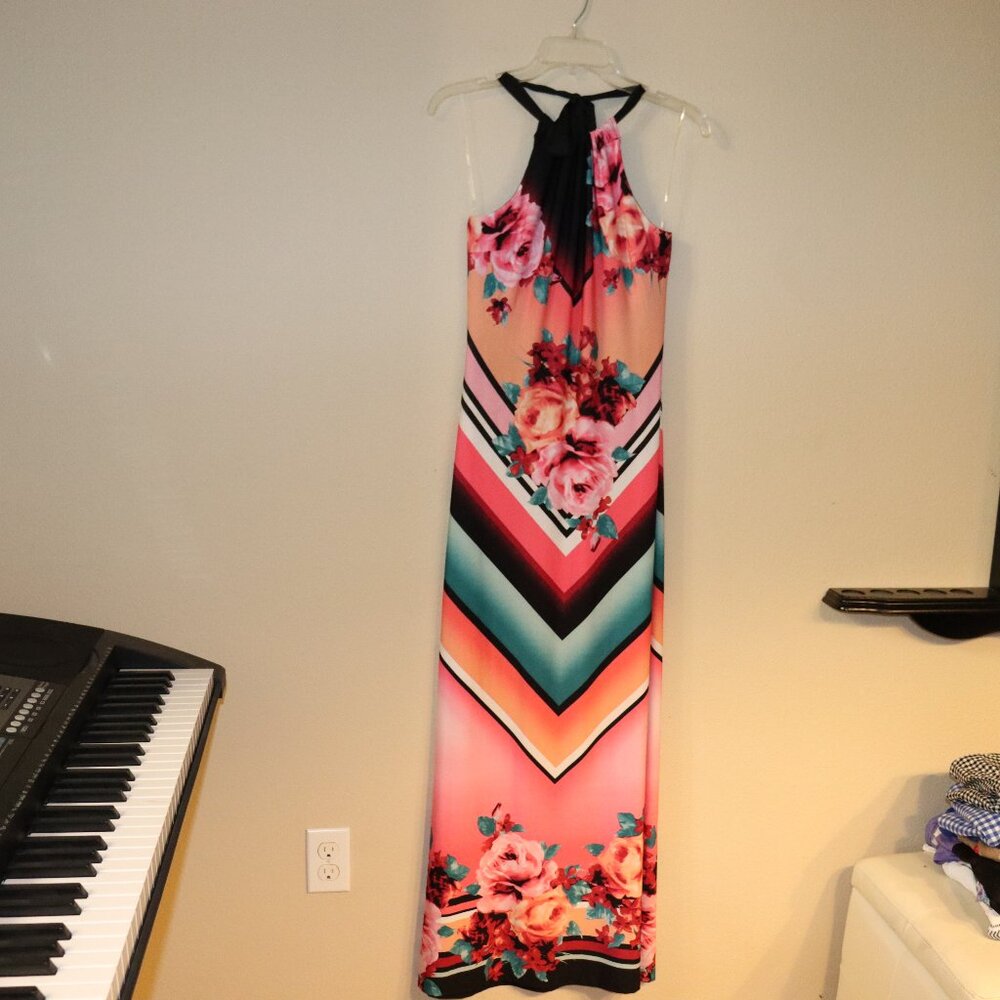 New Venus Floral Maxi Dress Size S